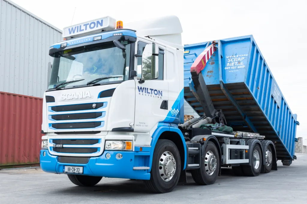 large skip delivery commercial