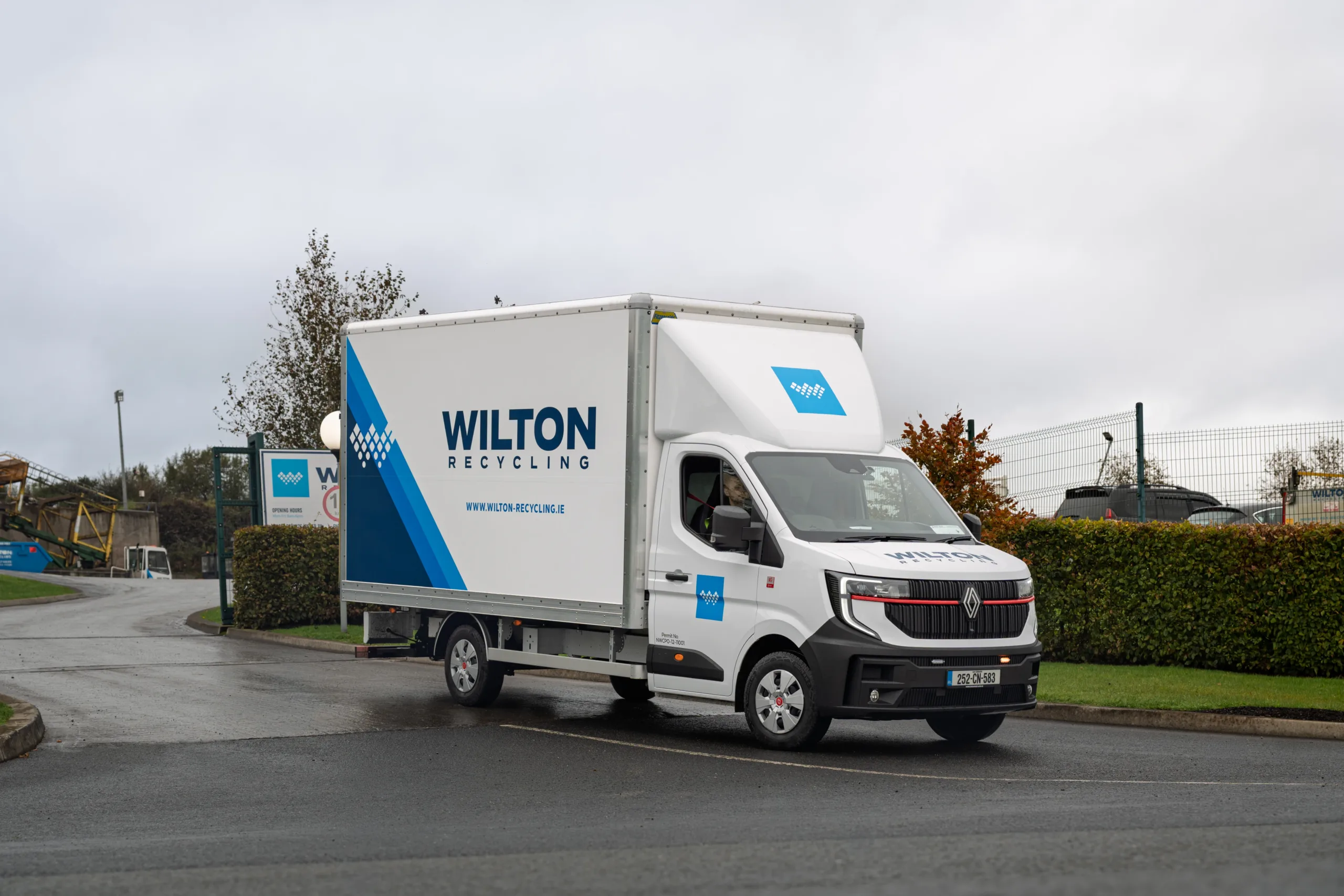 household wheelie bin Box Van